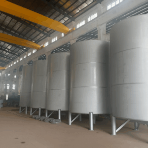 Bulk oil storage tank